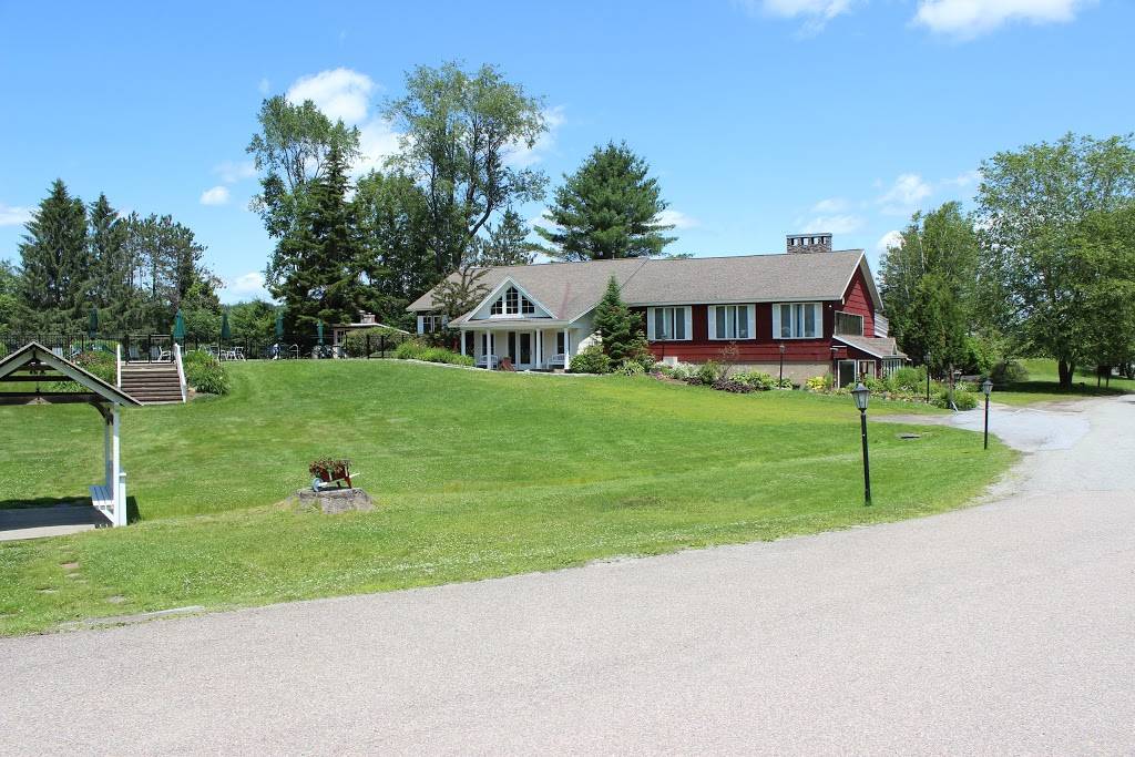 Golden Eagle Resort | restaurant | 511 Mountain Rd, Stowe, VT 05672, USA | 8022534811 OR +1 802-253-4811