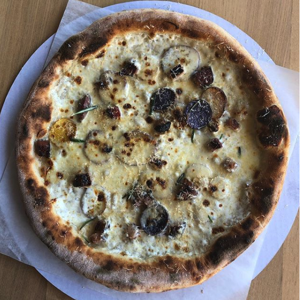 Mykes Pizza | restaurant | 31 S Robson #103, Mesa, AZ 85210, USA | 4806878526 OR +1 480-687-8526