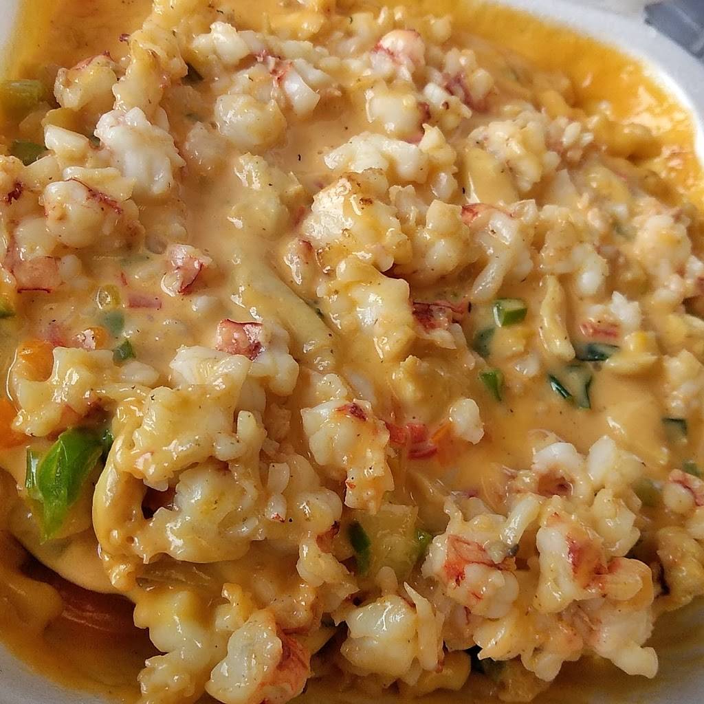 Nikos Jamaican Restaurant | restaurant | 3347 E 93rd St, Cleveland, OH 44104, USA | 2169650049 OR +1 216-965-0049