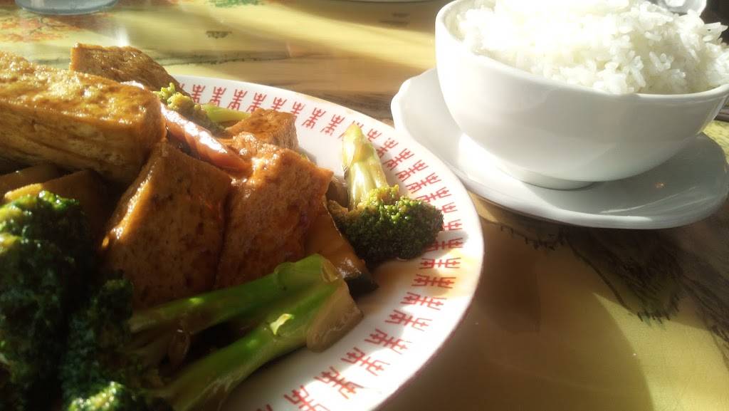 Hong Kong Chinese Restaurant and Sushi Bar | restaurant | (next to McDonalds), 1021 Mineral Wells Ave, Paris, TN 38242, USA | 7316441810 OR +1 731-644-1810