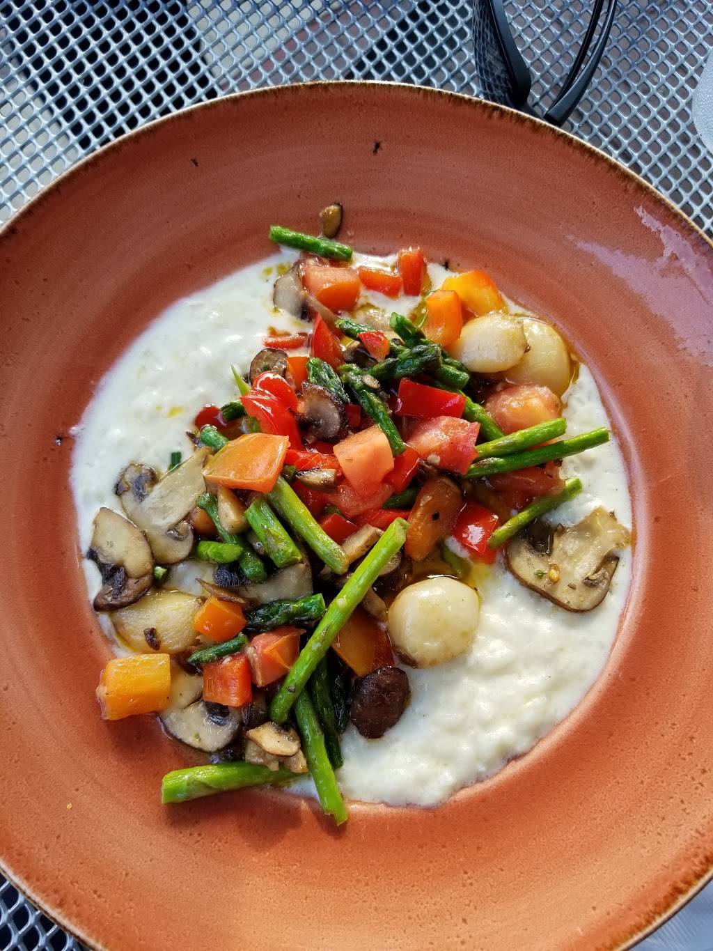 Tony and Joes Seafood Place | restaurant | 3000 K St NW, Washington, DC 20007, USA | 2029444545 OR +1 202-944-4545