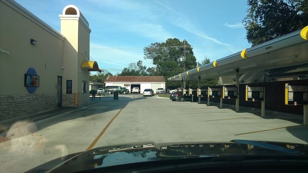 Sonic Drive-In | restaurant | 4740 LA-1, Raceland, LA 70394, USA | 9852975601 OR +1 985-297-5601