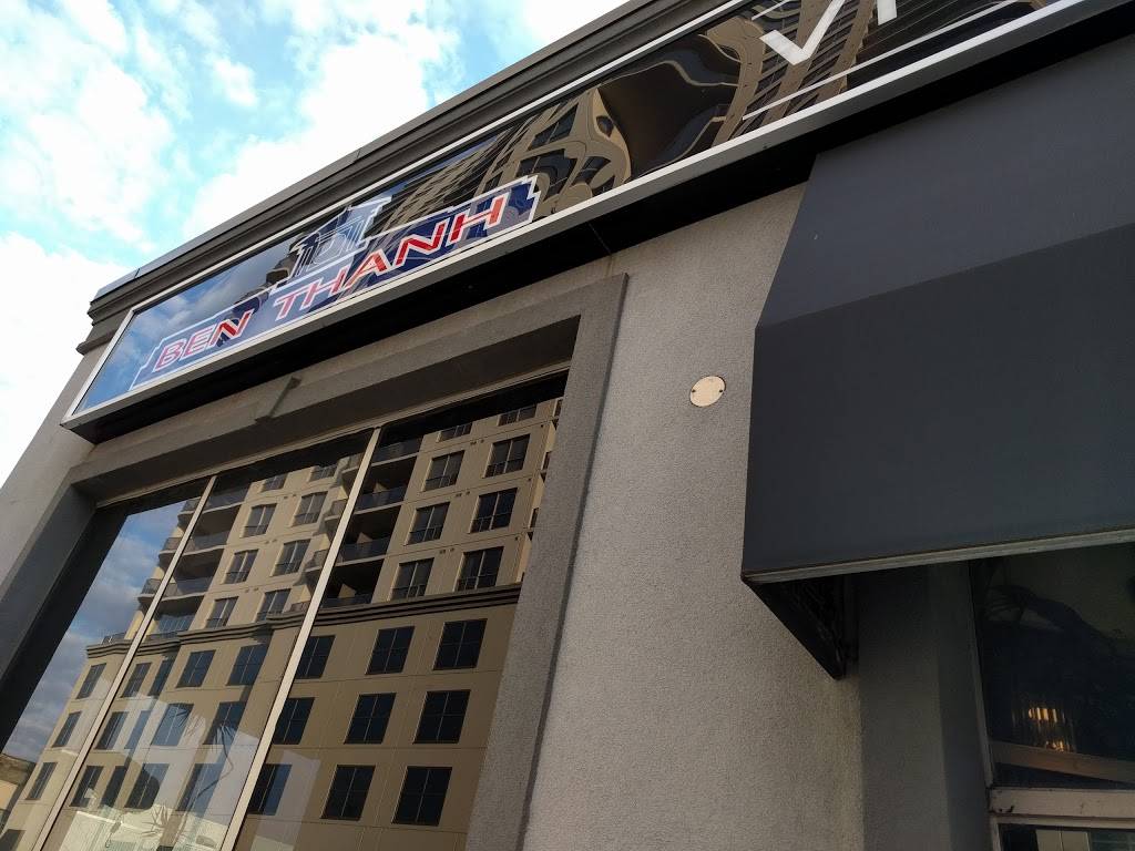 Ben Thanh Downtown | restaurant | 57 York St, London, ON N6A 1A6, Canada | 5194384888 OR +1 519-438-4888