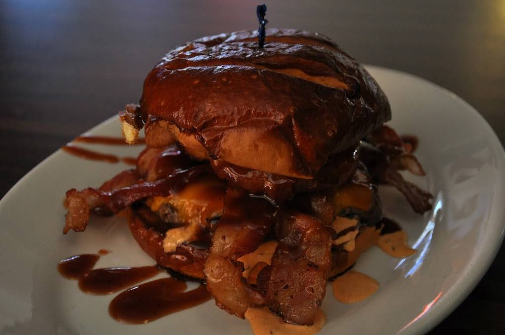 Sherwood Point Grill | restaurant | 6962 Co Rd M, Sturgeon Bay, WI 54235, USA | 9207439814 OR +1 920-743-9814