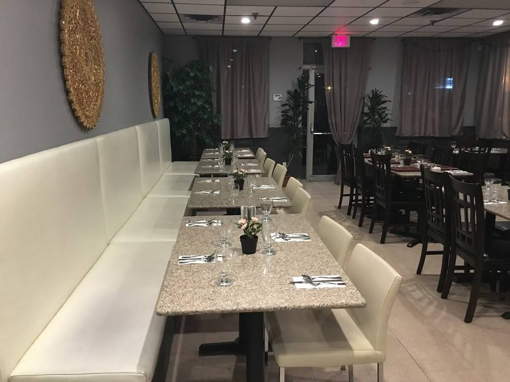 1000 Curry | restaurant | 1525 Centennial Dr, Kingston, ON K7P 0K4, Canada | 6135077423 OR +1 613-507-7423