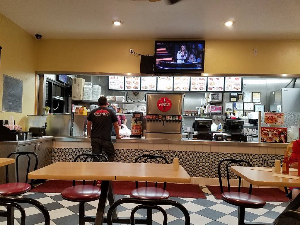 Tams Burgers | restaurant | 5639 Mission Boulevard, Riverside, CA 92509, USA | 9516824172 OR +1 951-682-4172