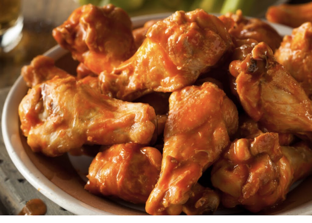 Fratellis Restaurant & Pizza | restaurant | 351 Neighborhood Rd, Mastic Beach, NY 11951, USA | 6312819828 OR +1 631-281-9828