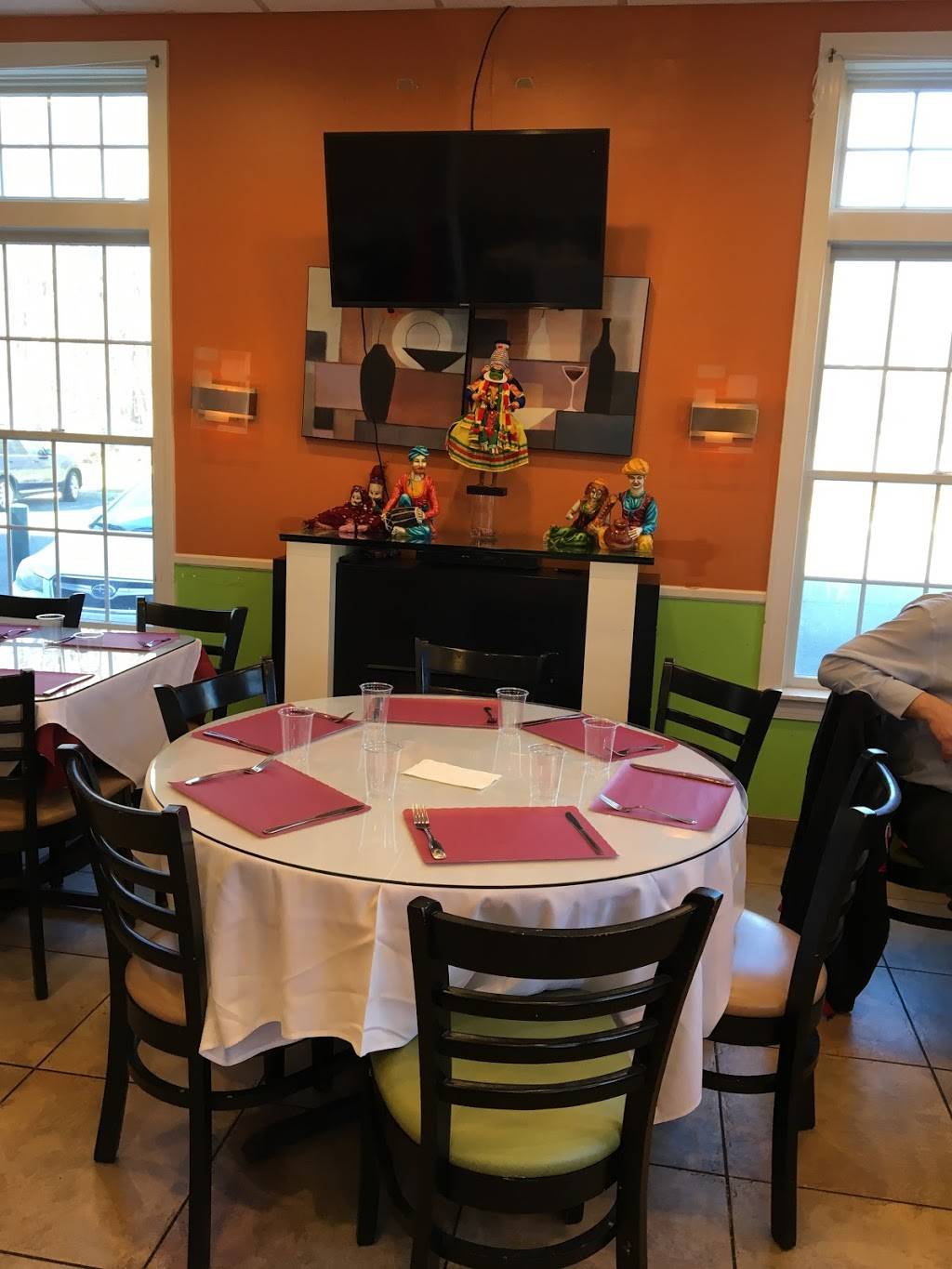 Aroma Restaurant | restaurant | 53 Mountain Blvd, Warren, NJ 07059, USA | 9088348844 OR +1 908-834-8844