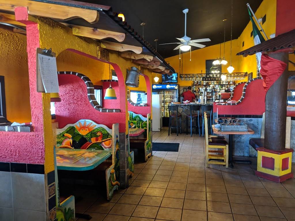 El Mezcal | restaurant | 402 S Main St, Ottawa, KS 66067, USA | 7852422259 OR +1 785-242-2259