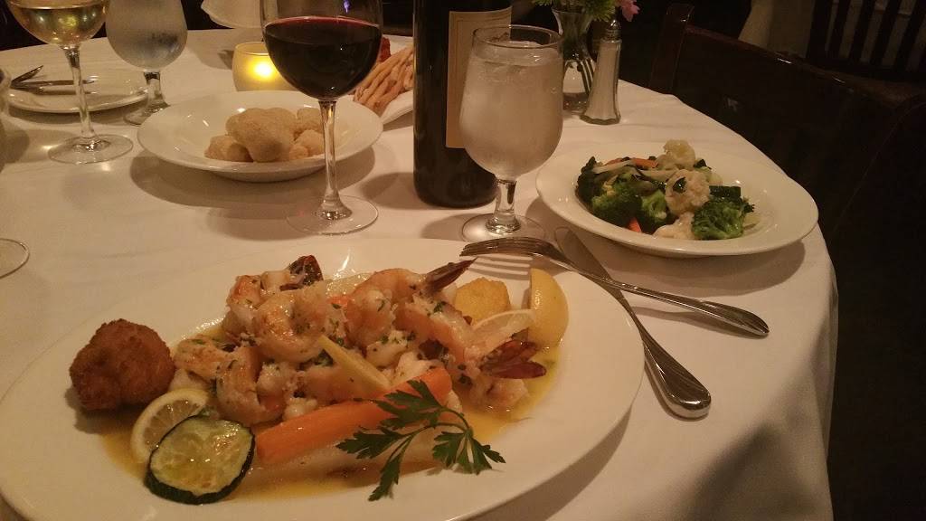 Queen | restaurant | 84 Court St, Brooklyn, NY 11201, USA | 7185965955 OR +1 718-596-5955