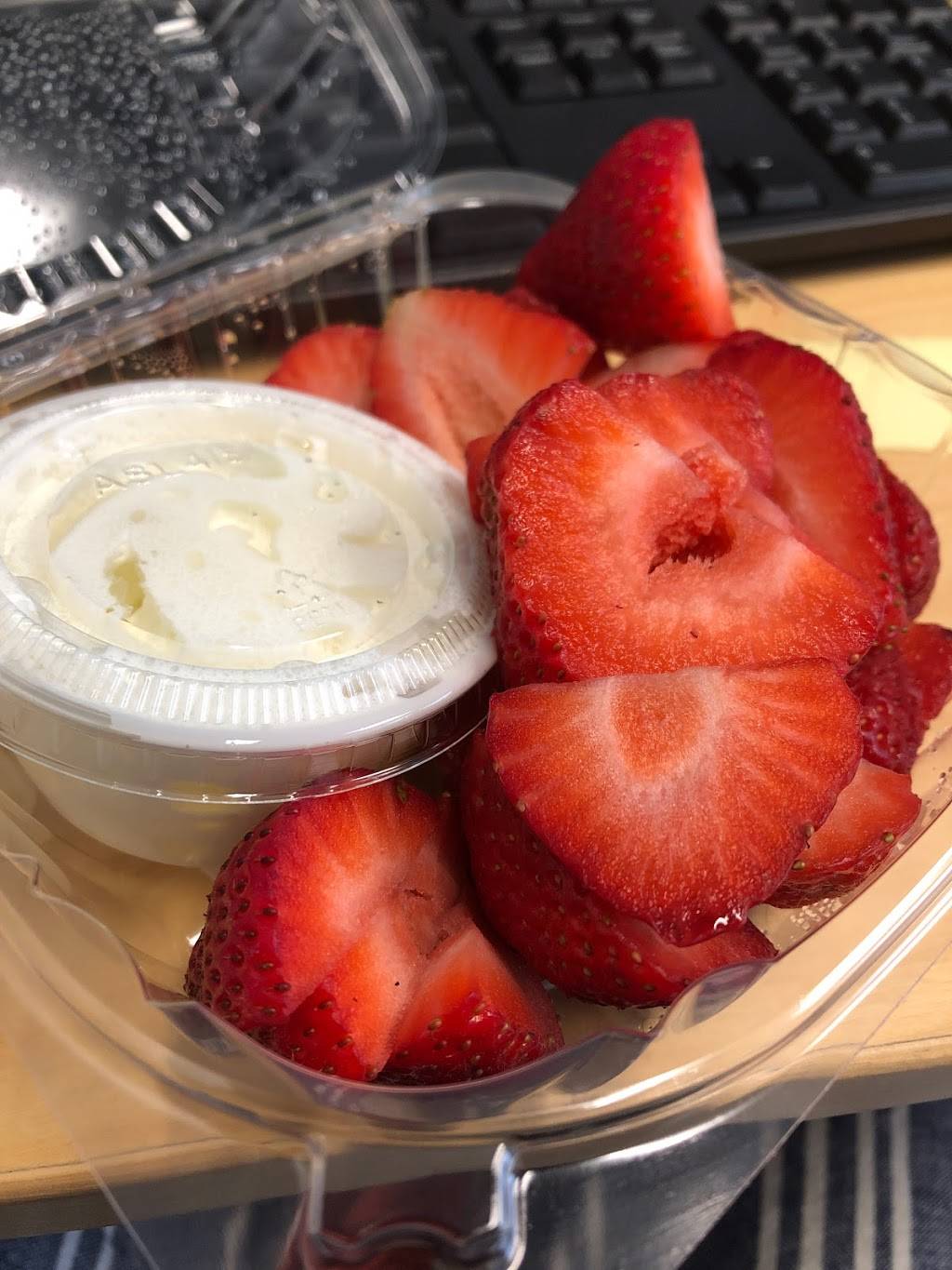 Manhattan Deli & Grill | cafe | 3310 W Big Beaver Rd #172, Troy, MI 48084, USA | 2484800338 OR +1 248-480-0338