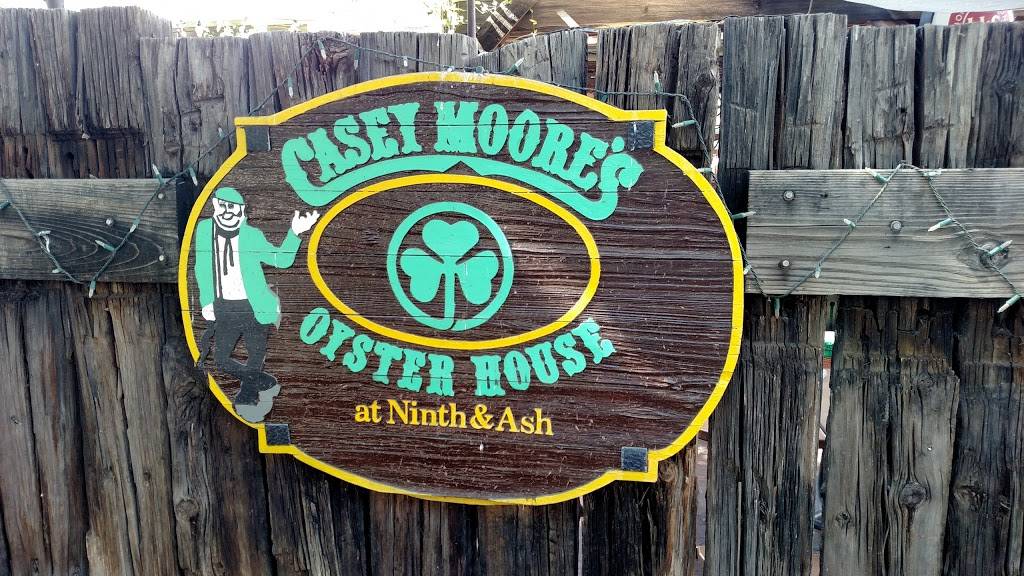 Casey Moores Oyster House | restaurant | 850 S Ash Ave, Tempe, AZ 85281, USA | 4809689935 OR +1 480-968-9935