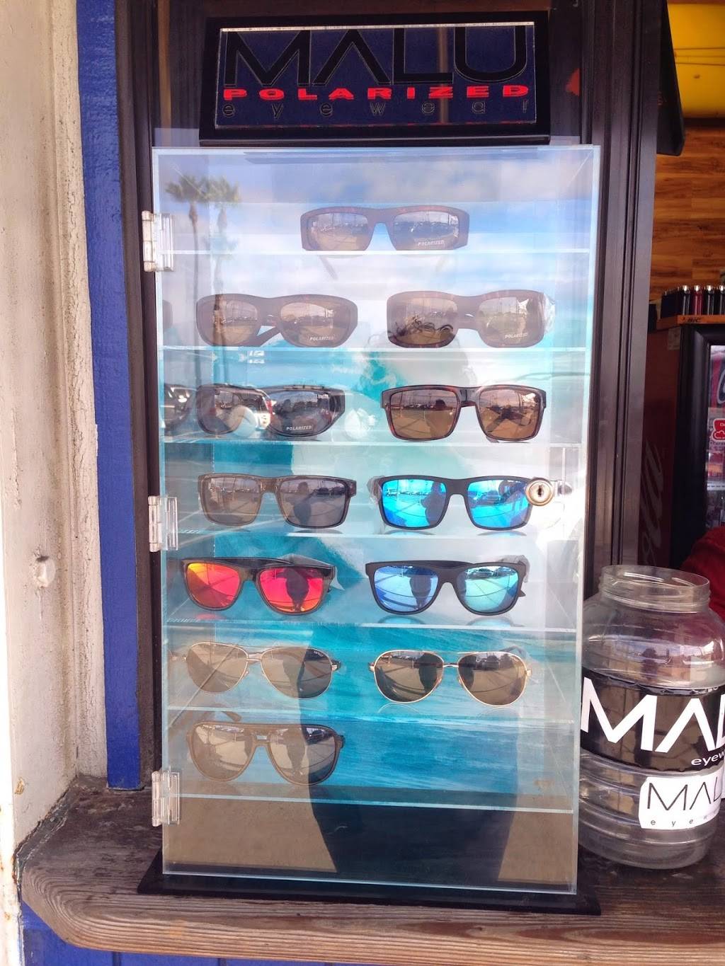 Beach Burger | meal takeaway | 2302 W Oceanfront, Newport Beach, CA 92663, USA | 9492454463 OR +1 949-245-4463