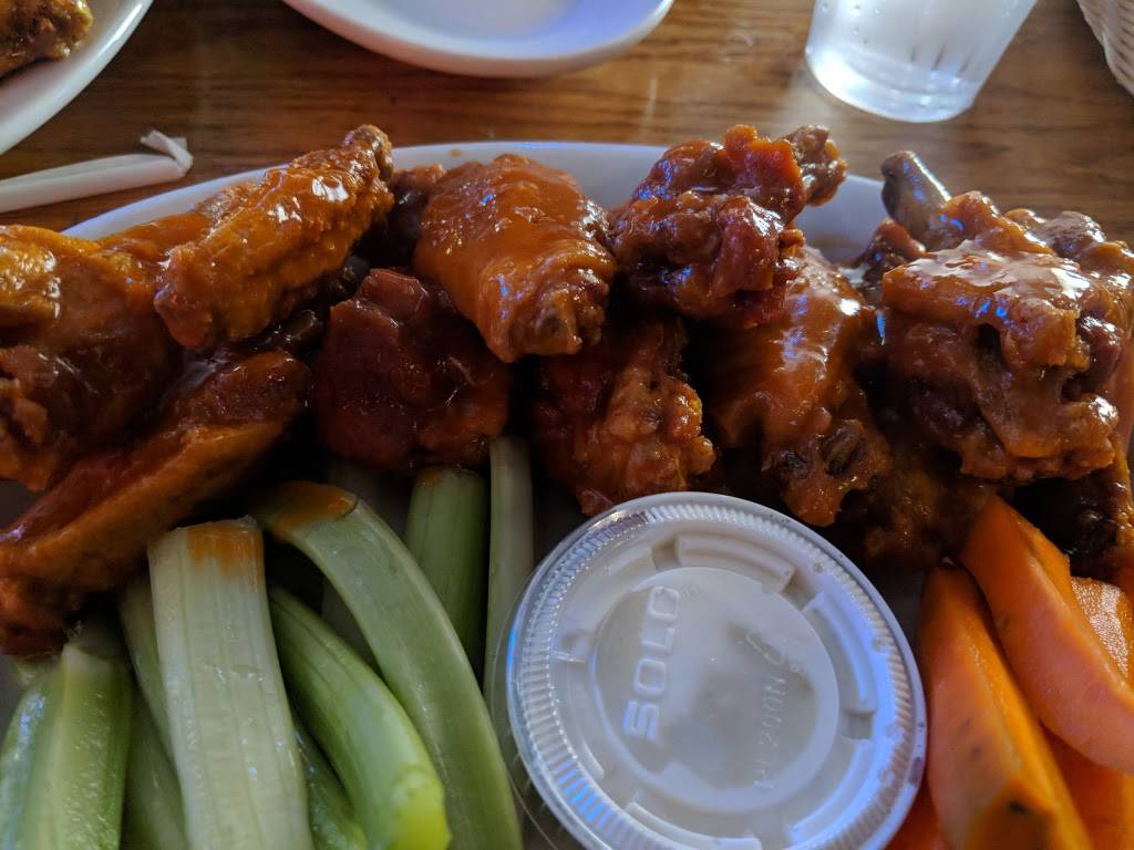 Bar Coastal | restaurant | 1495 1st Avenue, New York, NY 10075, USA | 2122886635 OR +1 212-288-6635