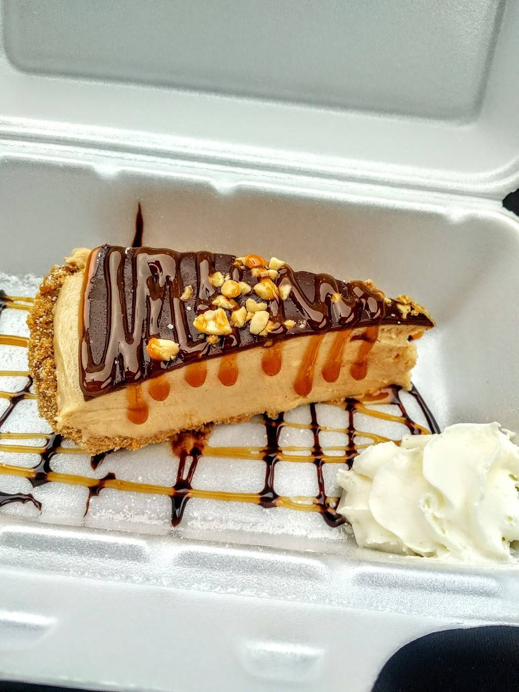 Royals Restaurant | restaurant | 6152 Perth St, Richmond, ON K0A 2Z0, Canada | 6138382222 OR +1 613-838-2222