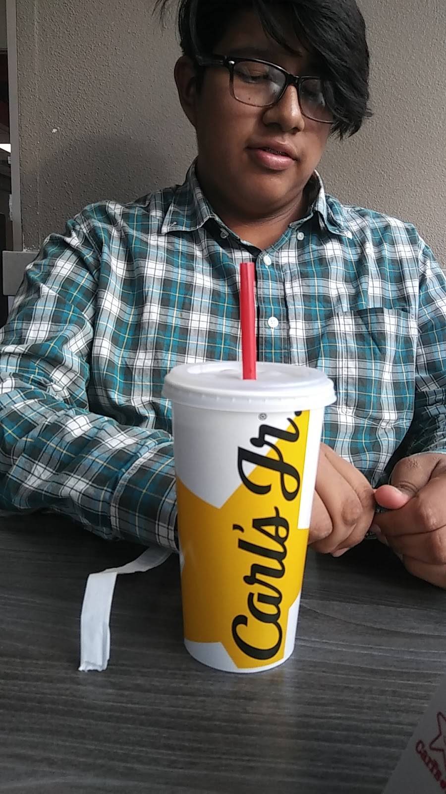 Carls Jr. | restaurant | 2511 S Bristol St, Santa Ana, CA 92704, USA | 7145572812 OR +1 714-557-2812