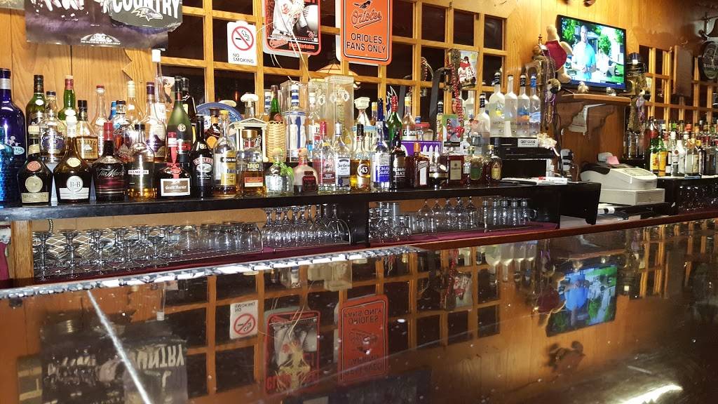 Michaels Steak & Lobster House | restaurant | 6209 Eastern Ave, Baltimore, MD 21224, USA | 4106336485 OR +1 410-633-6485