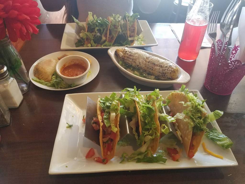 Xochitl Taqueria | restaurant | 1015 Fulton St, Brooklyn, NY 11238, USA | 7188572424 OR +1 718-857-2424