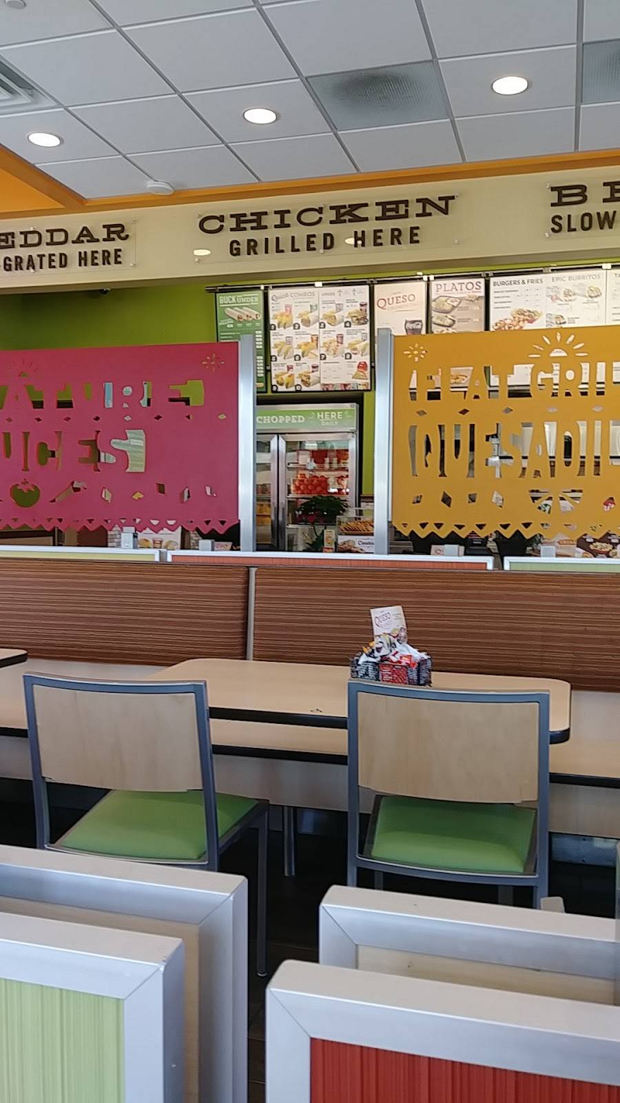 Del Taco | meal takeaway | 51 Ramona Expy, Perris, CA 92571, USA | 9514430022 OR +1 951-443-0022