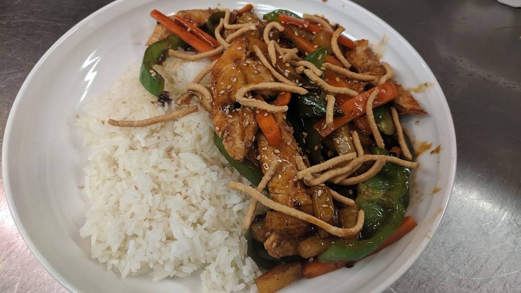 Luciosos Pub | restaurant | 6 Spring Ln, Plymouth, MA 02360, USA | 5087460056 OR +1 508-746-0056