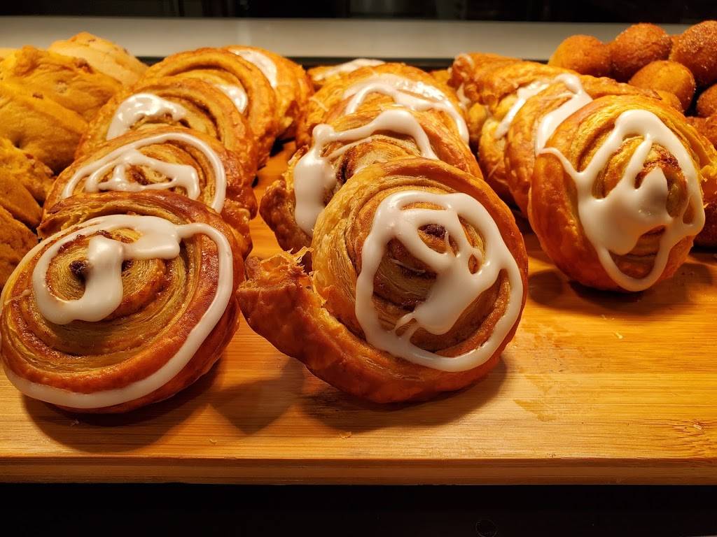 Brandywine Commons | restaurant | 557 E Peltason Dr, Irvine, CA 92617, USA | 9099087217 OR +1 909-908-7217