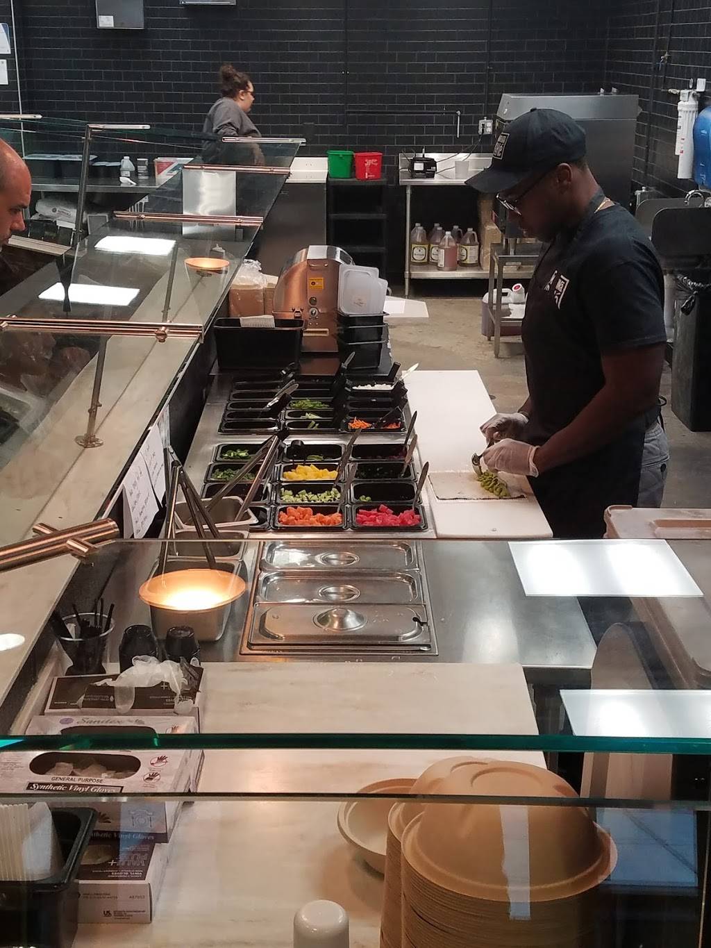 Mahana Poke | restaurant | 43780 Central Station Dr, Ashburn, VA 20147, USA | 7037293500 OR +1 703-729-3500