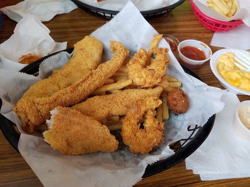 Sams Southern Eatery | restaurant | 1824 W Waco Dr, Waco, TX 76701, USA | 2547549926 OR +1 254-754-9926