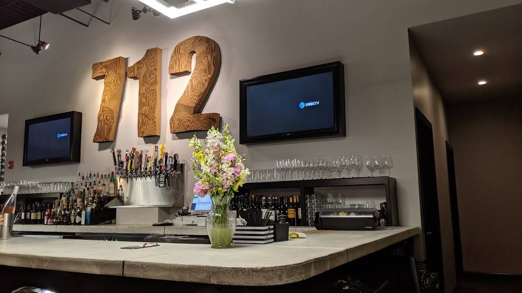 712 Eat + Drink | restaurant | 1851 Madison Ave #700, Council Bluffs, IA 51503, USA | 7122565525 OR +1 712-256-5525