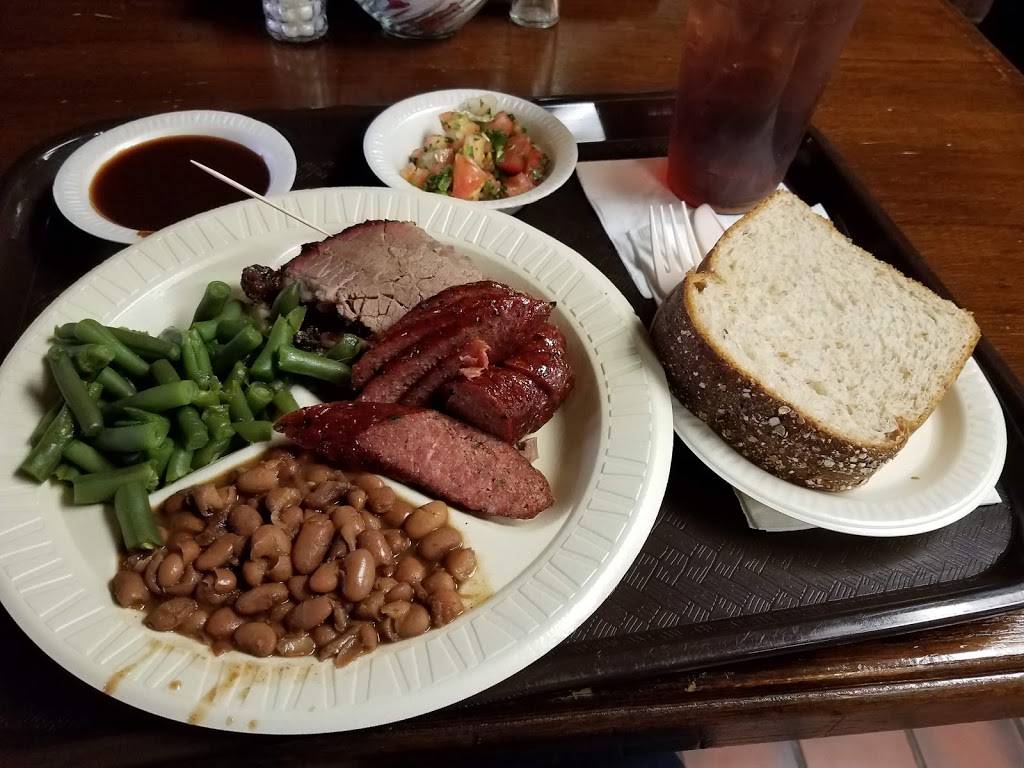 The Bar-B-Q Man Restaurant & Catering | restaurant | 4931 IH-37 South, Corpus Christi, TX 78408, USA | 3618884248 OR +1 361-888-4248