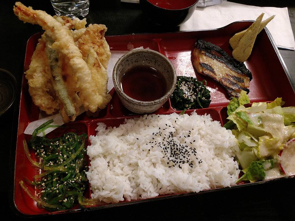 Kozue | restaurant | 1608 N 45th St, Seattle, WA 98103, USA | 2065472008 OR +1 206-547-2008