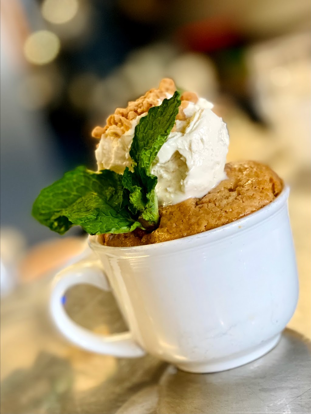 Carmens Lunch Bar & Tapas | restaurant | 407 S Palafox St B, Pensacola, FL 32502, USA | 8505424334 OR +1 850-542-4334