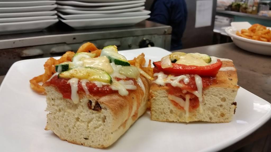 Balance Kitchen at Freeman Dining Hall | restaurant | Normal Ave, Montclair, NJ 07043, USA | 9736554414 OR +1 973-655-4414