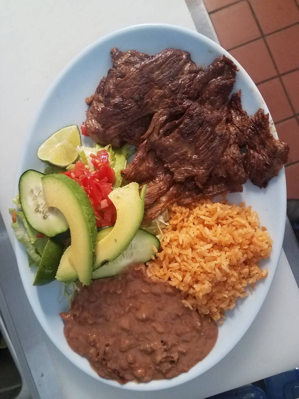 Daisys Restaurant | restaurant | 15335 Parthenia St, North Hills, CA 91343, USA | 8188933679 OR +1 818-893-3679