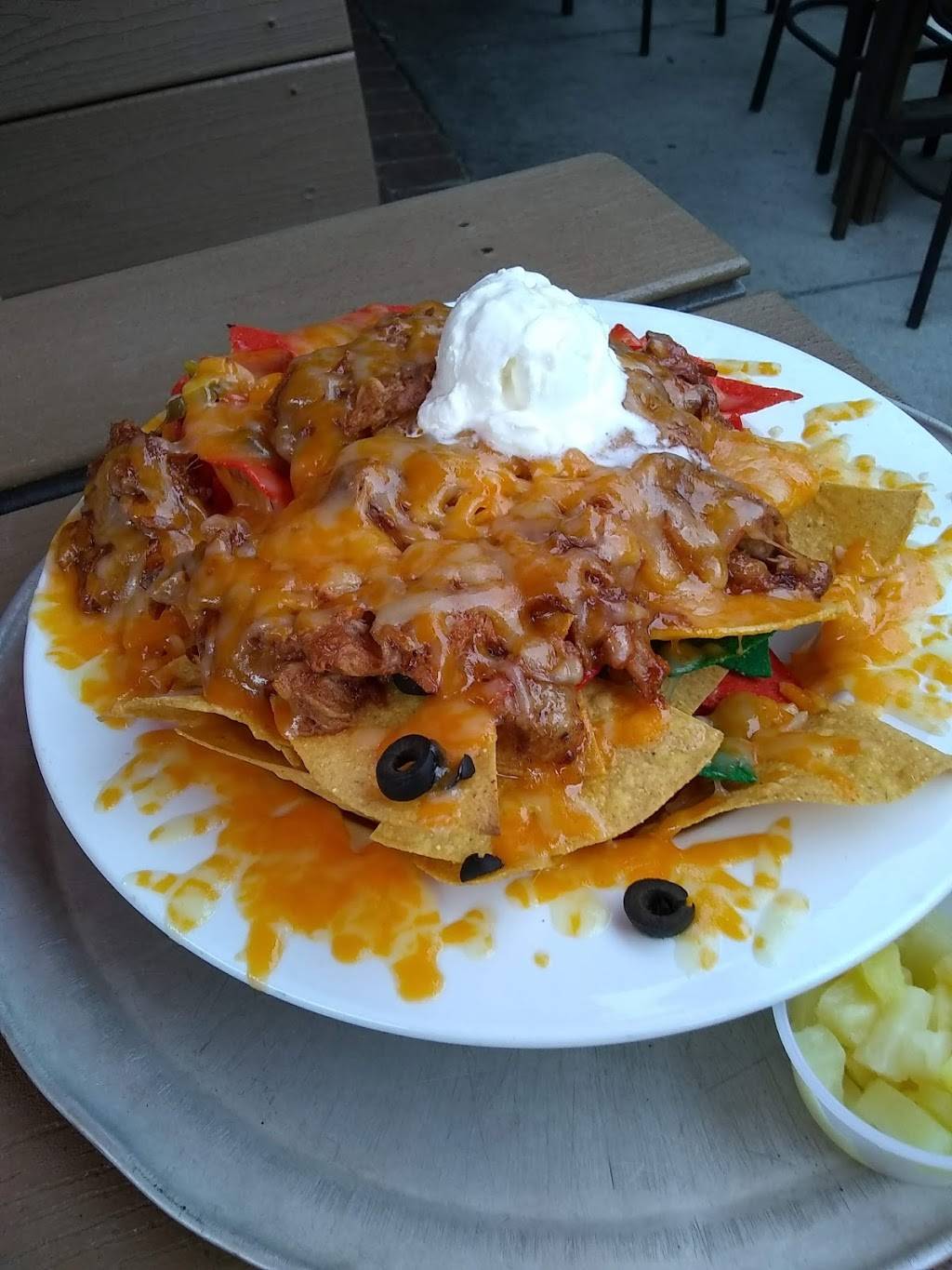 Boulevard Tavern | night club | 12220 Towne Lake Dr, Fort Myers, FL 33913, USA | 2395617444 OR +1 239-561-7444