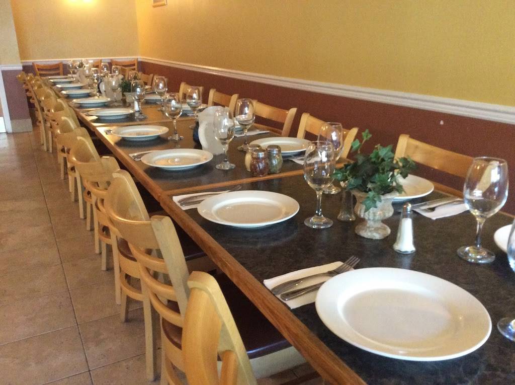 Loveys Pizzeria & Ristorante | restaurant | 211 Boulevard, Hasbrouck Heights, NJ 07604, USA | 2012881606 OR +1 201-288-1606