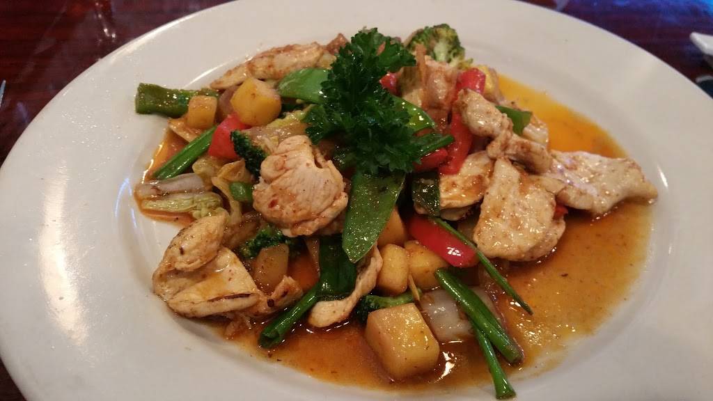 Colonial Quy-Bau | restaurant | 101 E Moreland Rd, Willow Grove, PA 19090, USA | 2153462328 OR +1 215-346-2328