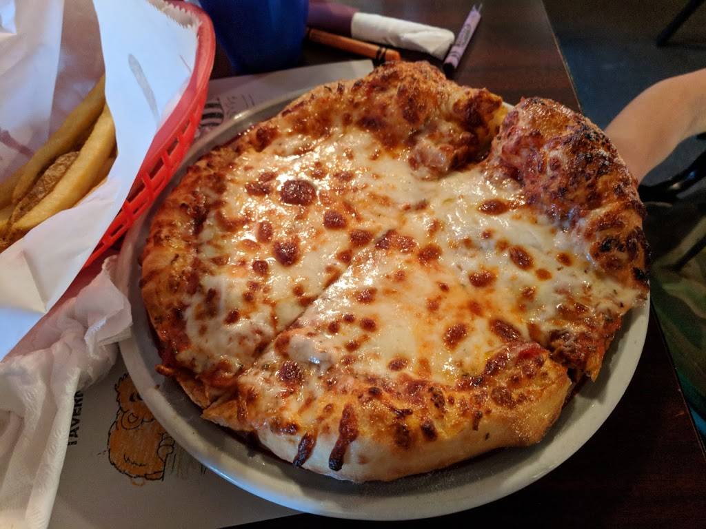 The Cedar Tavern & Grill | restaurant | 2246 Shady Shores Rd, Lupton, MI 48635, USA | 9894733900 OR +1 989-473-3900