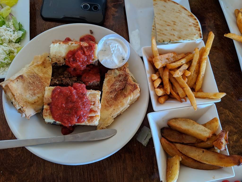 Spiros Taverna | restaurant | 1555 US-1, Vero Beach, FL 32960, USA | 7722173074 OR +1 772-217-3074