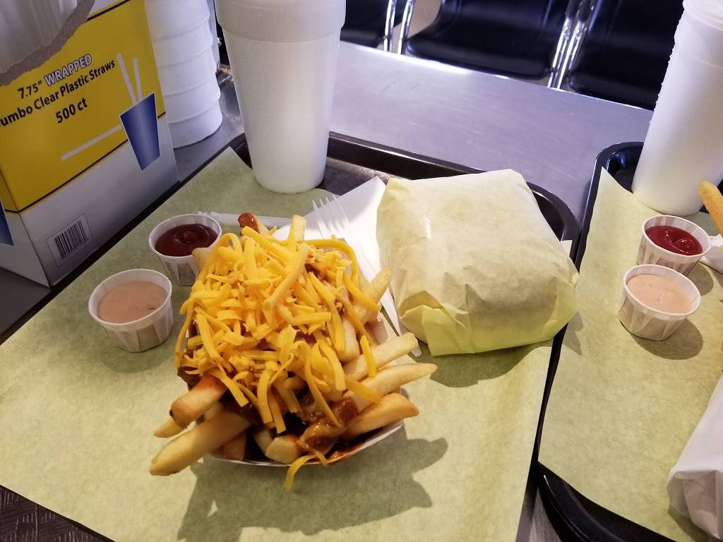 Perry Burger | restaurant | 6402 Florence Ave, Bell Gardens, CA 90201, USA | 5629282466 OR +1 562-928-2466