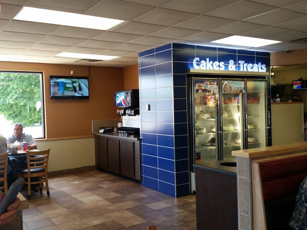 Dairy Queen Grill & Chill | restaurant | 909 Lincoln Way S, Ligonier, IN 46767, USA | 2608947578 OR +1 260-894-7578