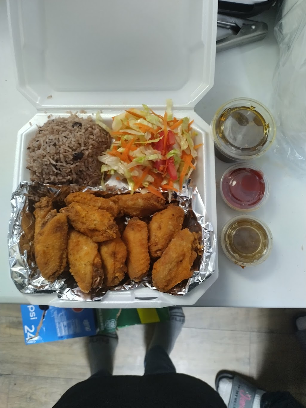 Zs Caribbean BBQ | restaurant | 611 1/2 Sherman St, Johnstown, PA 15901, USA | 3477776268 OR +1 347-777-6268
