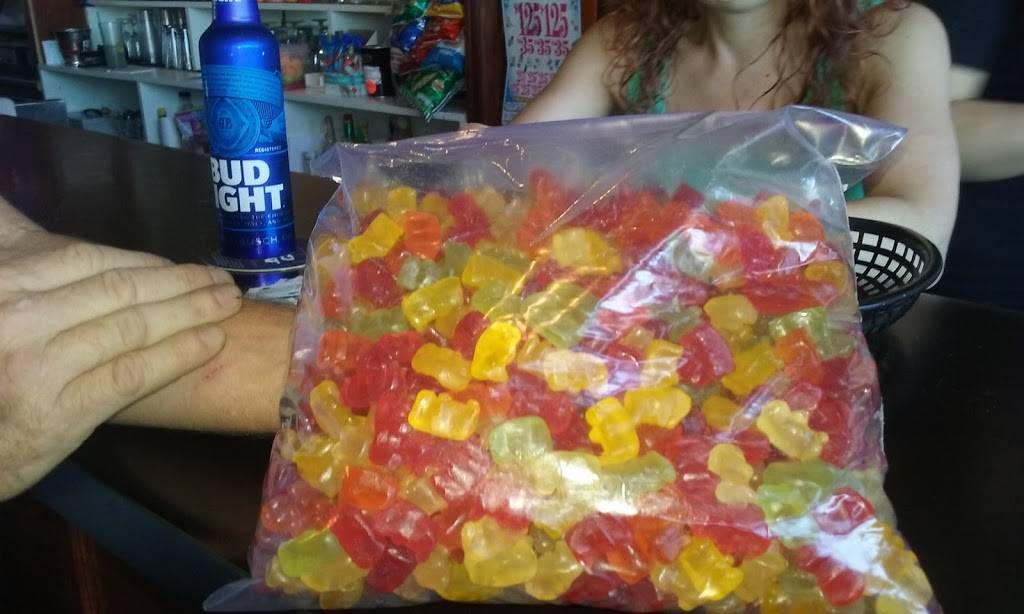 Twin Foxes | night club | 2718 Hewitt Ave, Everett, WA 98201, USA | 4252492299 OR +1 425-249-2299