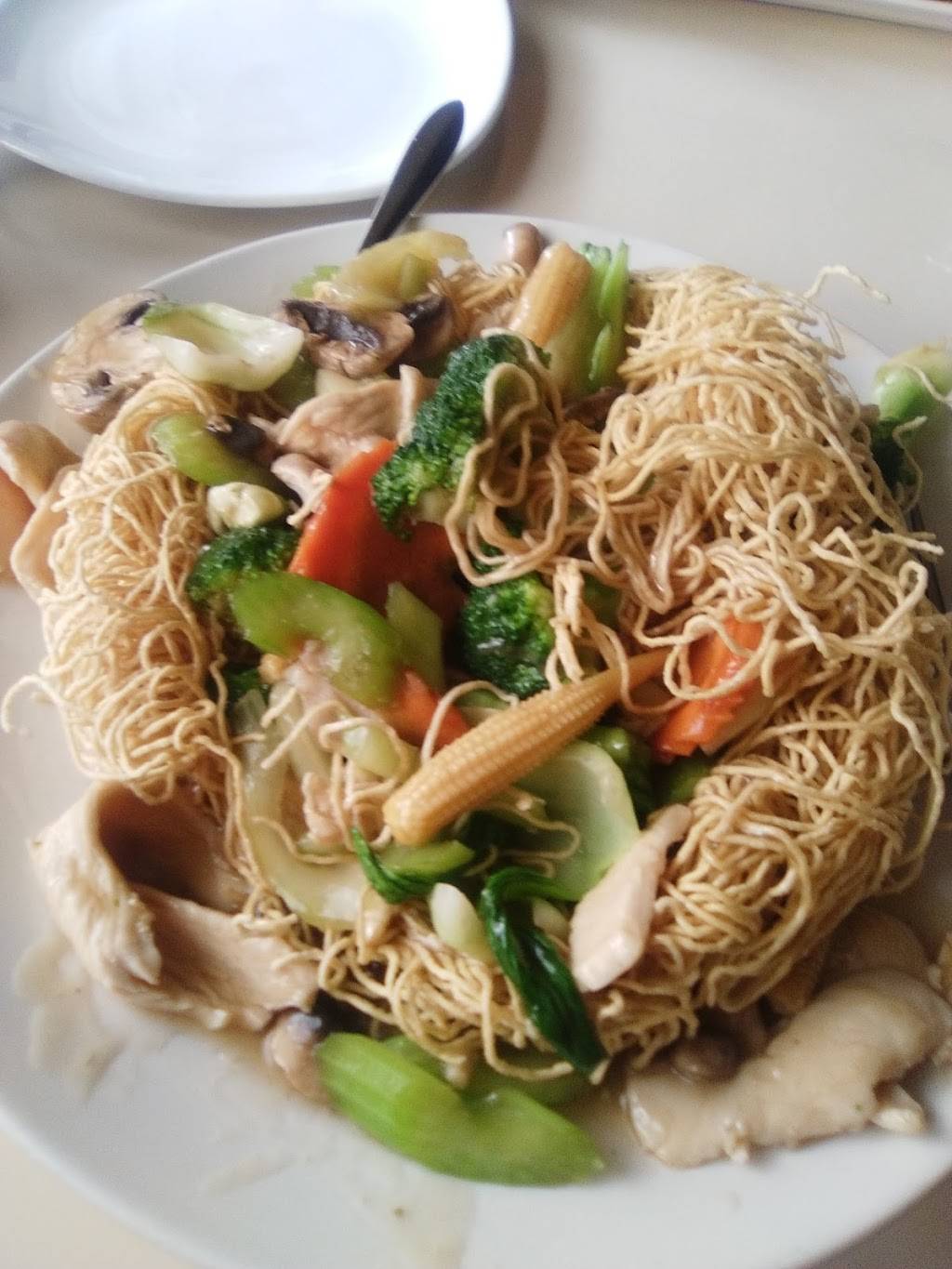 Ben Thanh | restaurant | 10 Pinebush Rd, Cambridge, ON N1R 8K5, Canada | 5196227866 OR +1 519-622-7866