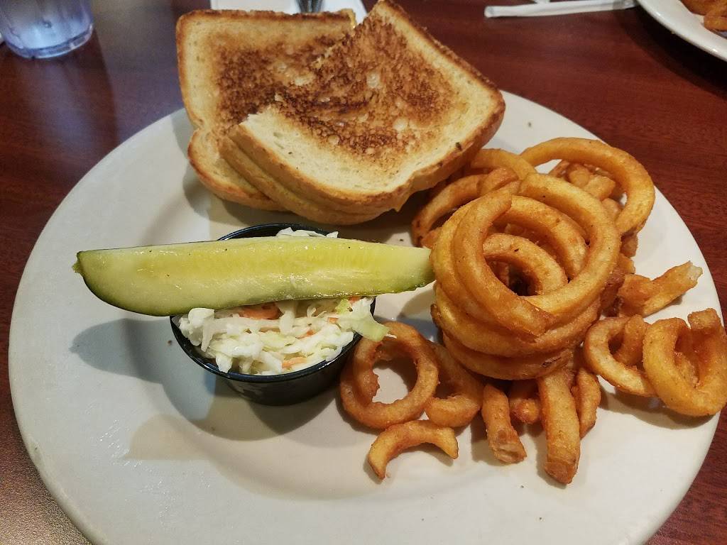 Peter Pan Diner | restaurant | 999 Sunrise Hwy, Bay Shore, NY 11706, USA | 6316651788 OR +1 631-665-1788