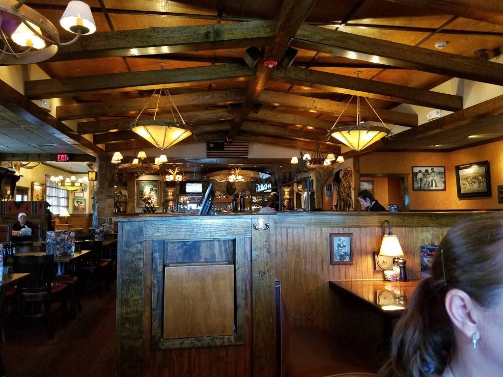 LongHorn Steakhouse | meal takeaway | 240 Easton Rd, Warrington, PA 18976, USA | 2159182500 OR +1 215-918-2500