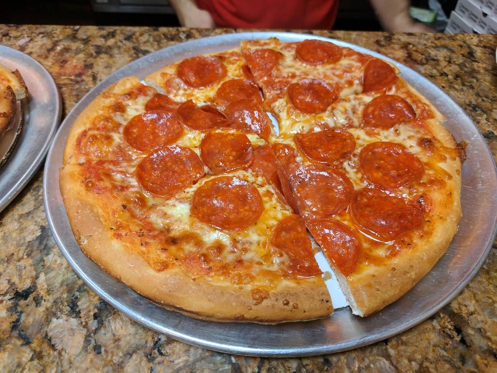 Elmhurst Famous Pizza | meal delivery | 8307 Broadway, Queens, NY 11373, USA | 7182713000 OR +1 718-271-3000
