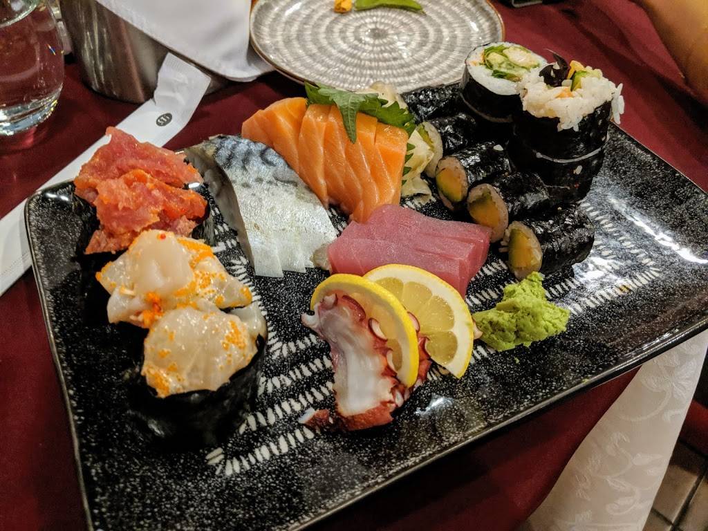 Katoreya Sushi Restaurant | restaurant | 1864 Boulevard des Sources, Pointe-Claire, QC H9R 5B1, Canada | 5145054555 OR +1 514-505-4555