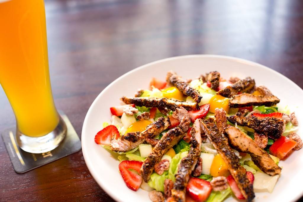 Rockwood Tap House | restaurant | 3131 Finley Rd, Downers Grove, IL 60515, USA | 6309643131 OR +1 630-964-3131