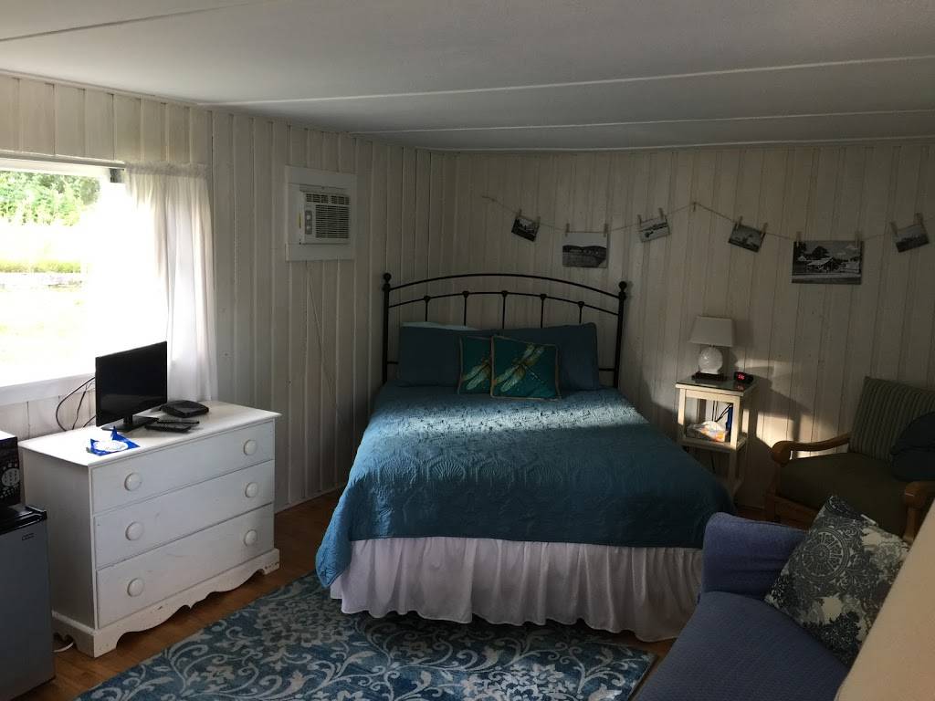 Bay Leaf Cottages & Bistro | restaurant | 2372 Atlantic Hwy, Lincolnville, ME 04849, USA | 2075050458 OR +1 207-505-0458