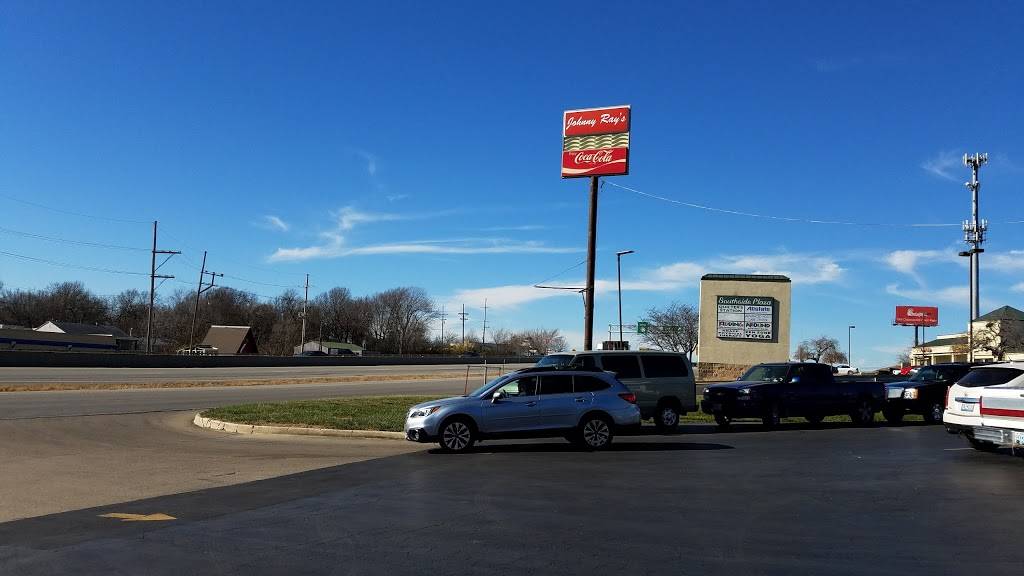 Johnny Rays Drive In | restaurant | 800 SW Blue Pkwy, Lees Summit, MO 64063, USA | 8165241910 OR +1 816-524-1910